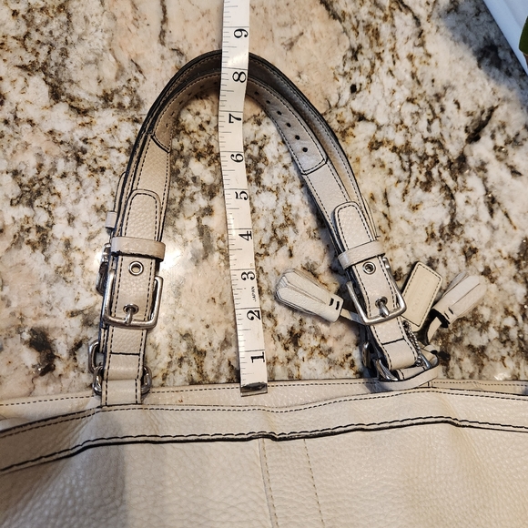 COACH Hampton Beige Pebbled Leather Tassel Satchel Shoulder bag 5749 READ GUC - Picture 13 of 16